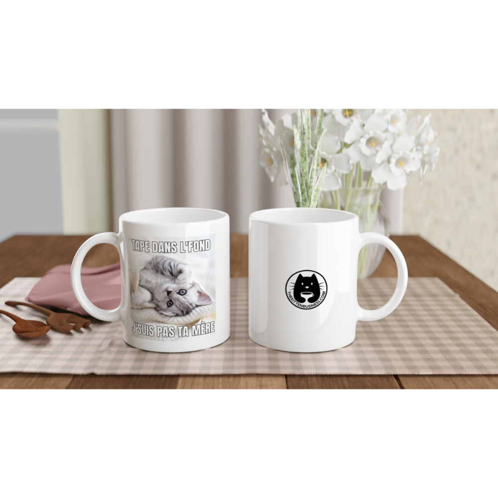mugs en situation avec chaton coquin et texte marrant trash